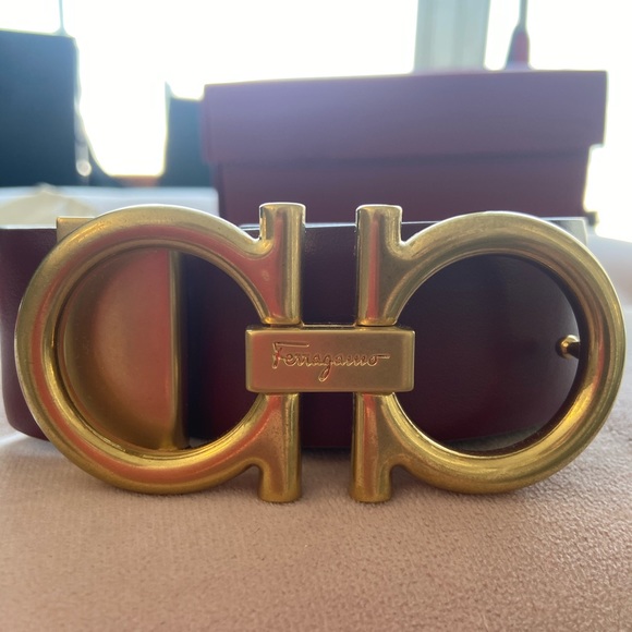 Never worn. - Picture 5 of 5